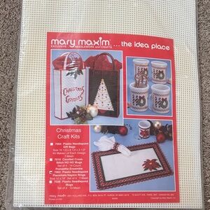 Mary Maxim Christmas Craft placemats and napkin rings needlepoint